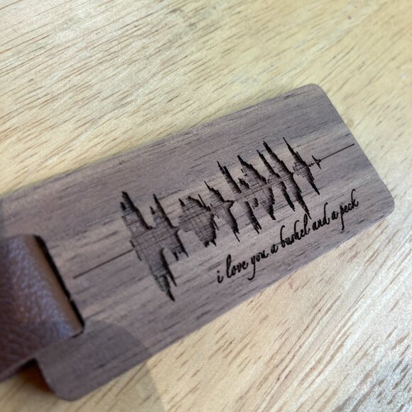 I Love You A Bushel And A Peck Soundwave Wooden Keychain - Picture 2 of 4